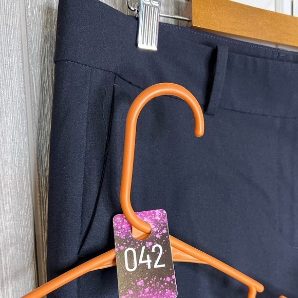 042. Ann Taylor Factory Petite Signature Pant Navy 12S - Picture 4 of 6
